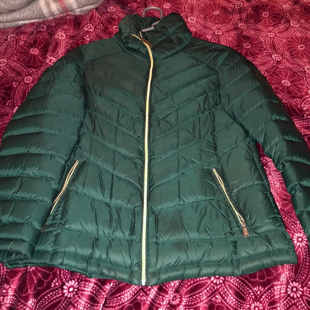 Michael Kors packabke down jacket